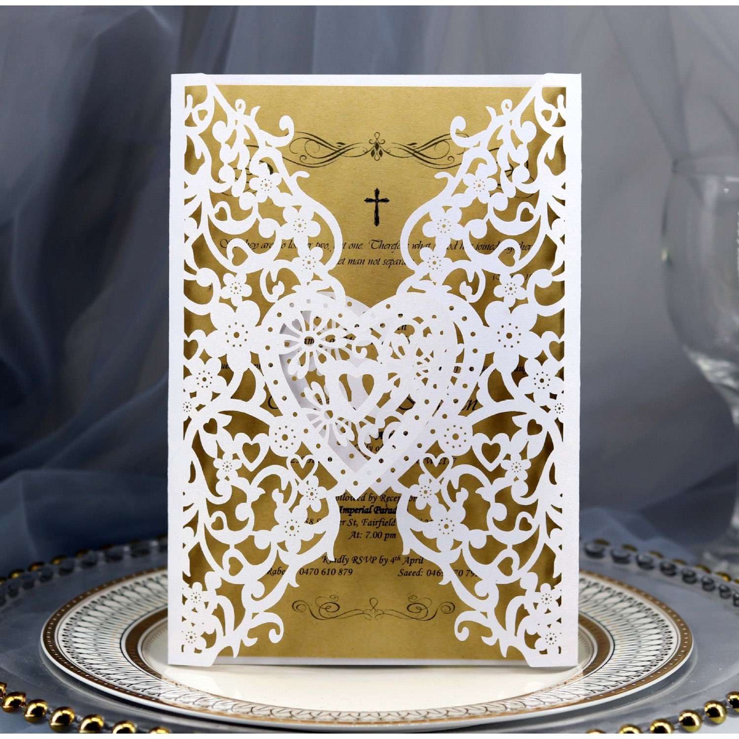 Holiday Greeting Card Wedding Supplies Heart-shaped Invitation Card Laser Invitation